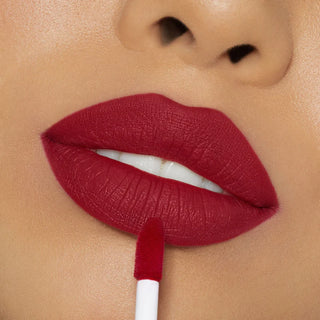 Kylie Cosmetics Matte Lip Kit Includes: 3ml Liquid Lipstick, 1.1g Lip Liner